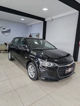 Seminovo 2019/2020 Chevrolet ONIX HATCH LT2 1.0 12V Flex 5p Mec.