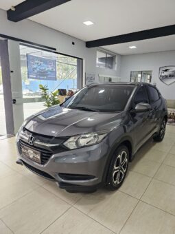 Semi-novo Volkswagen HR-V LX 1.8 Flexone 16V 5p Aut.