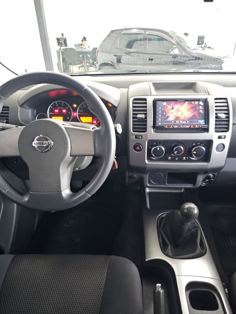 Frontier S CD 4×2 2.5 TB Diesel