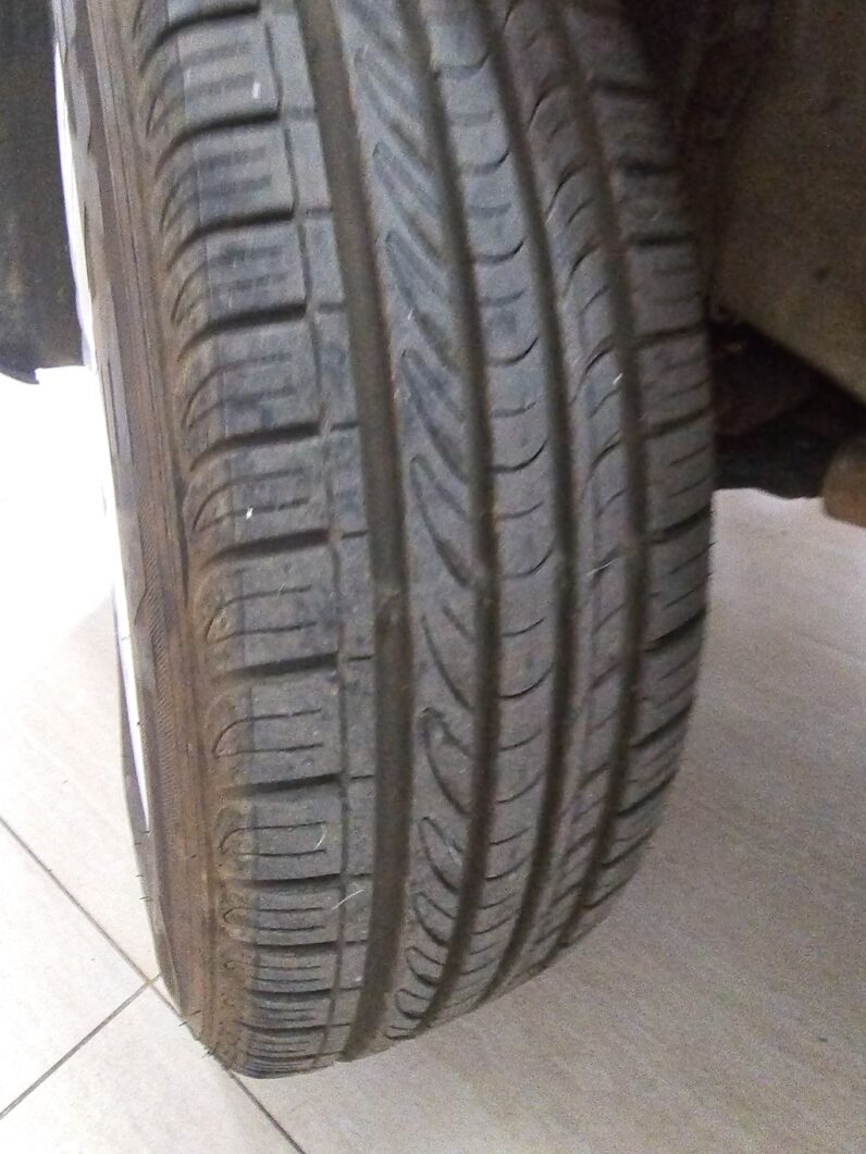 Fox Plus 1.6Mi  1.6Mi Total Flex 8V 4p