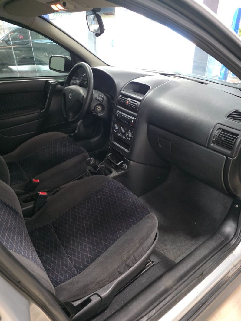 Astra Sedan GLS 2.0 Gasol 4p