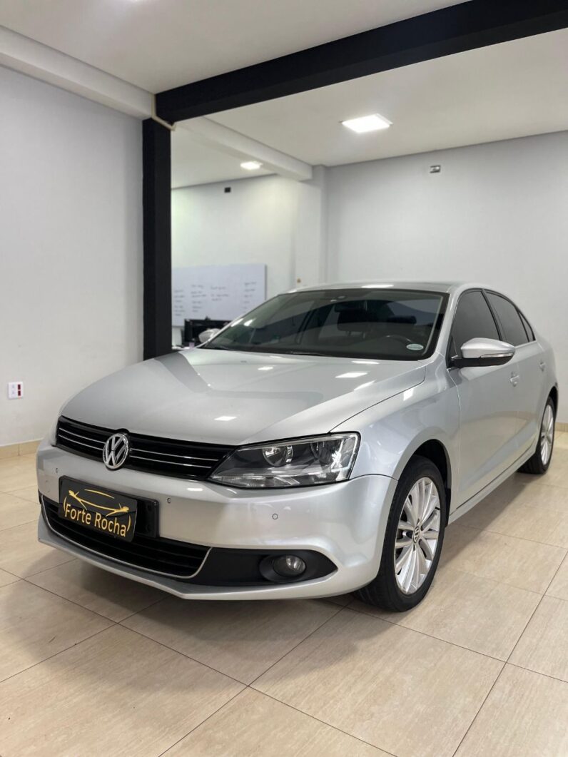 JETTA Highline 2.0 TSI 16V 4p Tiptronic