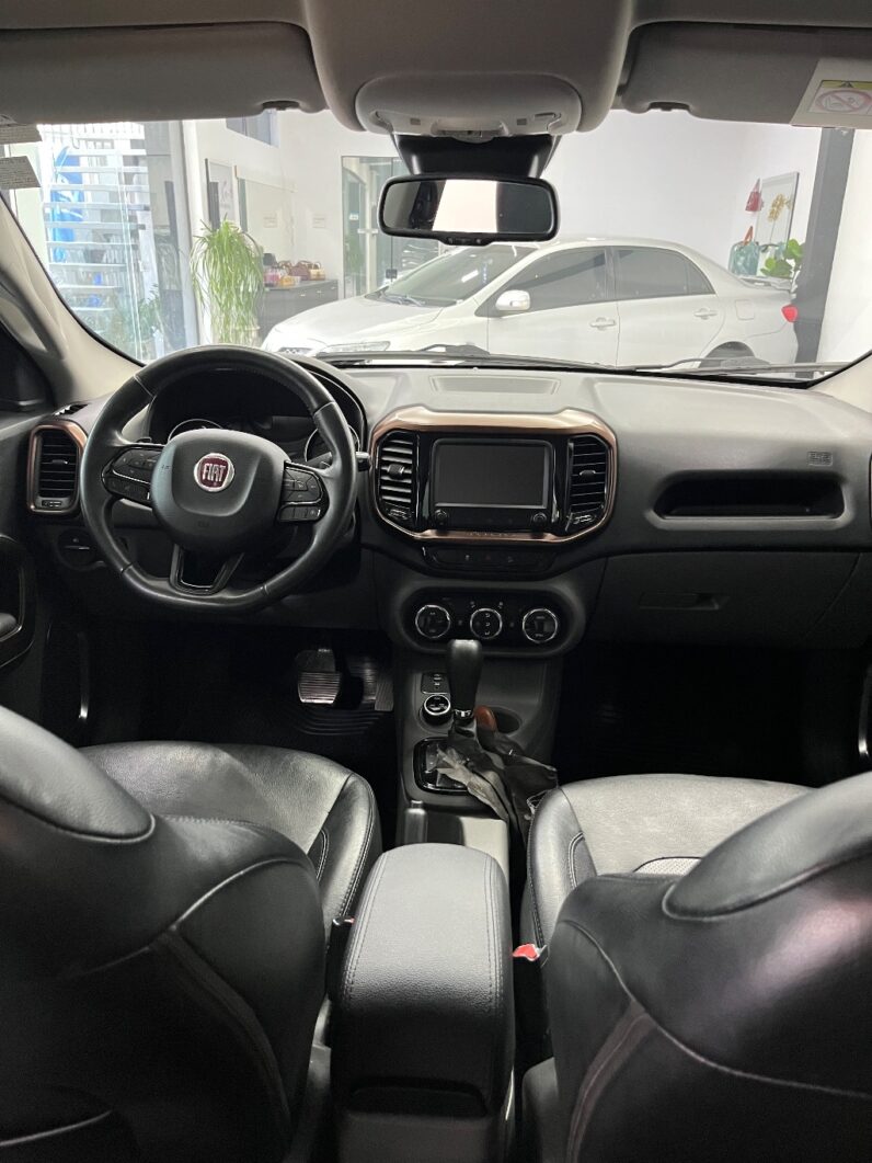 Toro Volcano 2.0 16V 4×4 TB Diesel Aut.