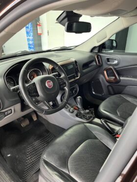 Toro Volcano 2.0 16V 4×4 TB Diesel Aut.