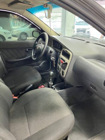 Carros selecionados em Limeira com laudo e procedência garantida.”