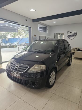 Carros selecionados em Limeira com laudo e procedência garantida.”