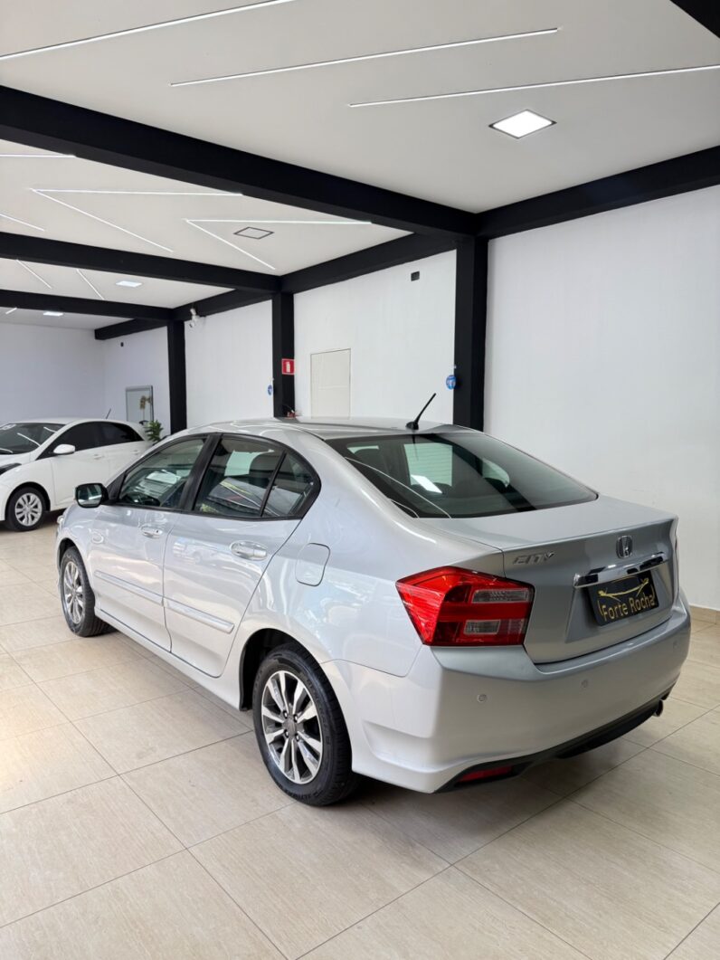 CITY Sedan LX 1.5 Flex 16V 4p Aut.