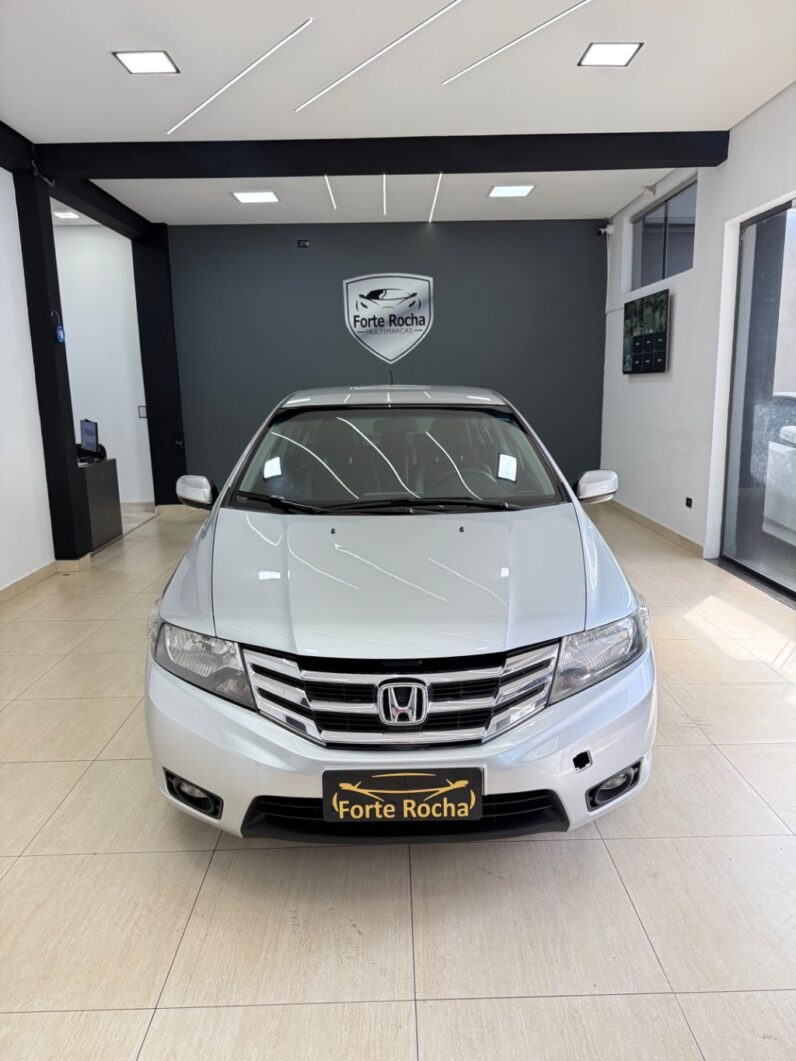 CITY Sedan LX 1.5 Flex 16V 4p Aut.