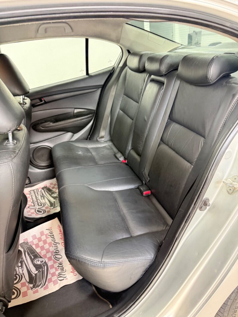 CITY Sedan LX 1.5 Flex 16V 4p Aut.