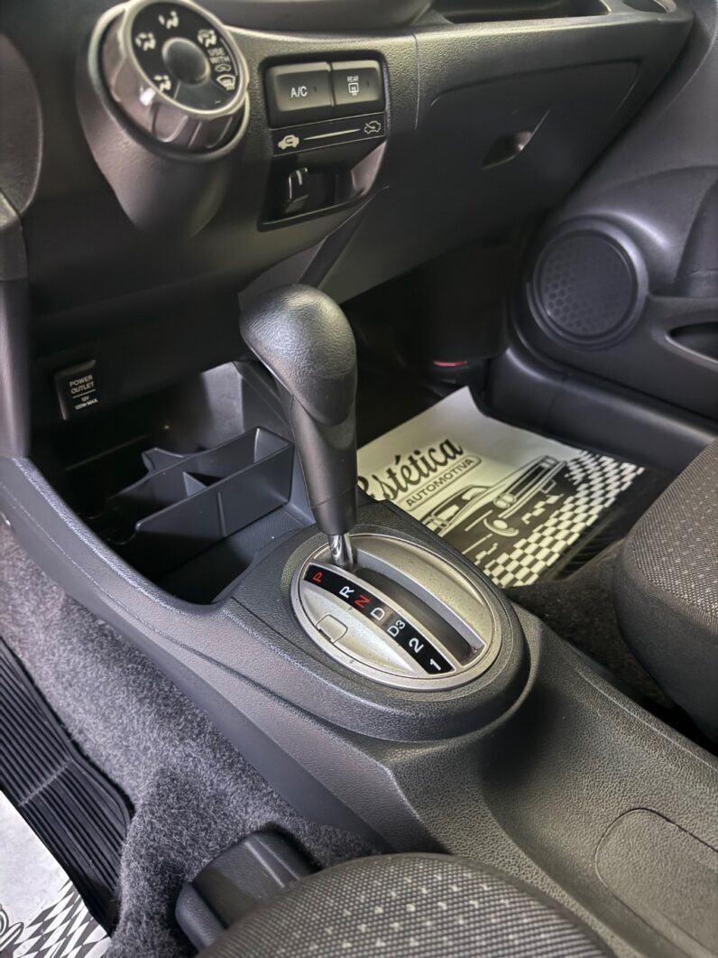Fit LX 1.4  1.4 Flex 8V 16V 5p Aut.