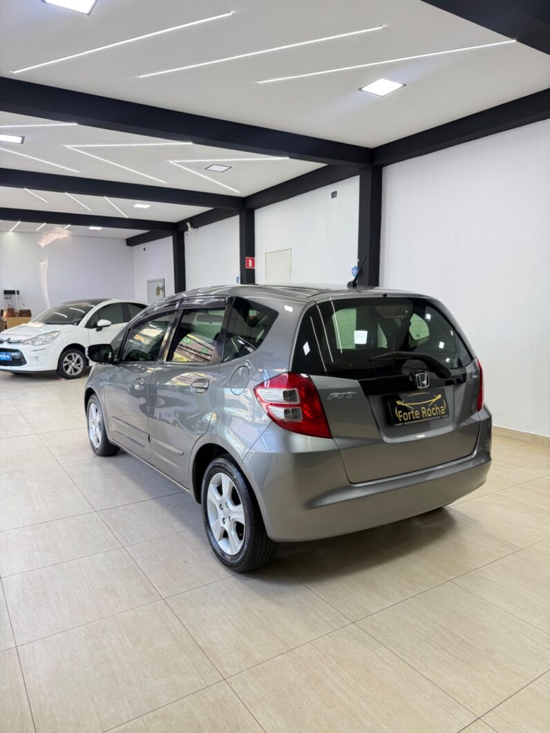 Fit LX 1.4  1.4 Flex 8V 16V 5p Aut.