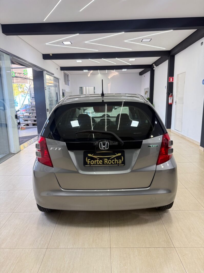 Fit LX 1.4  1.4 Flex 8V 16V 5p Aut.