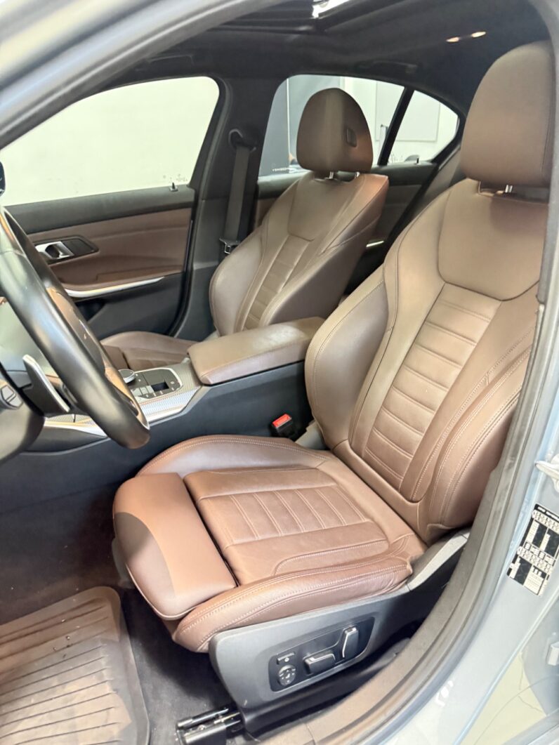 320iA 2.0 TB M Sport A.Flex M.Sport 4p
