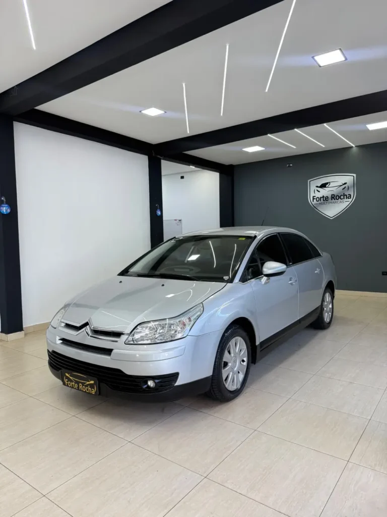Citroën C4 Sedan 2.0 16V 4P Flex Pallas Exclusive Automatico 2012